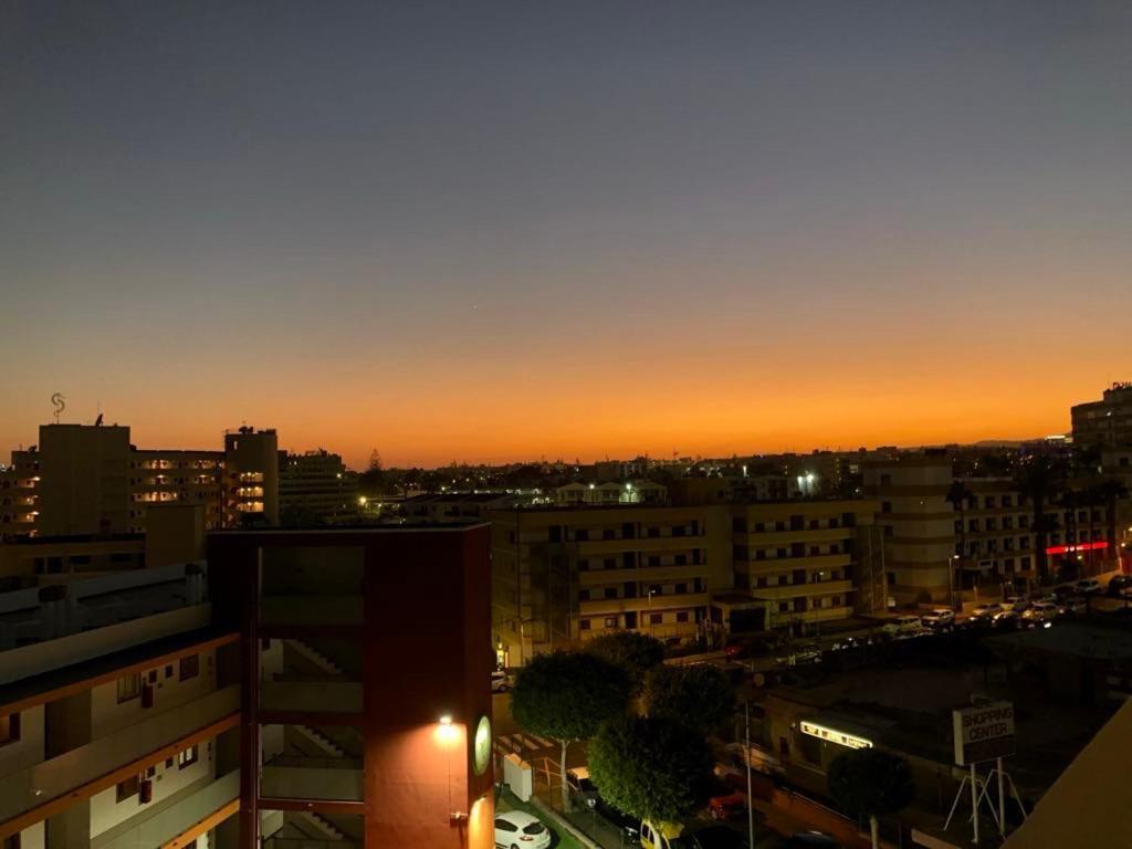 Yumbo Beach Apartment 2 With High Speed Free Internet San Bartolome de Tirajana  Exterior photo
