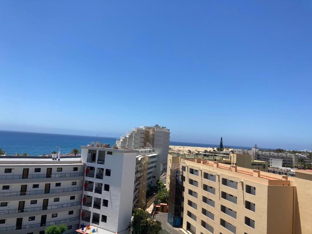 Yumbo Beach Apartment 2 With High Speed Free Internet San Bartolome de Tirajana  Exterior photo