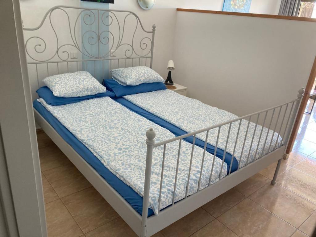 Yumbo Beach Apartment 2 With High Speed Free Internet San Bartolome de Tirajana  Exterior photo